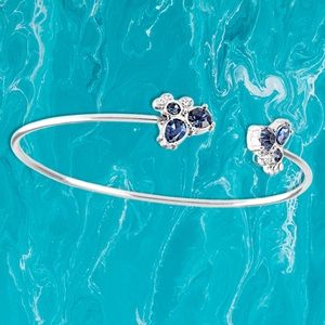 Paparazzi Going for Glitter Cuff in Blue